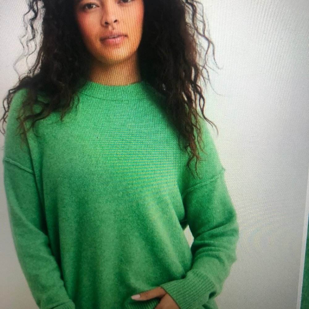 ISO- Aerie Unreal Sweater in Green Size XXS or XS